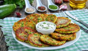 Delicious zucchini pancakes with herbs