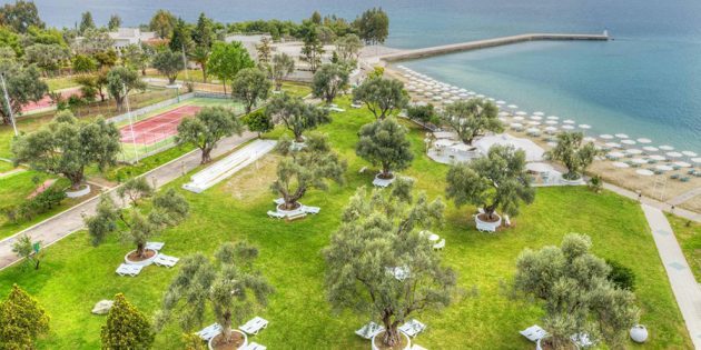 Hotels for families with children: Bomo Palmariva Beach 4 *, Evia, Greece