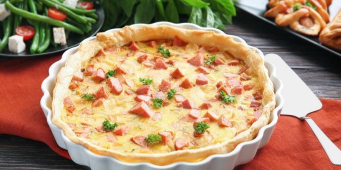 Quiche with sausages