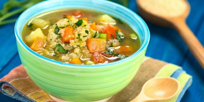 Soup with quinoa and vegetables