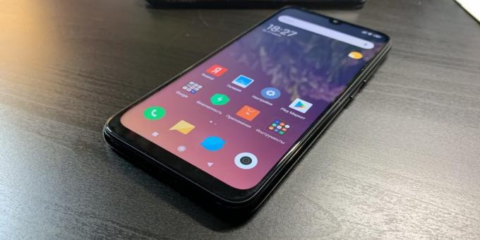 Redmi Note 7: Screen