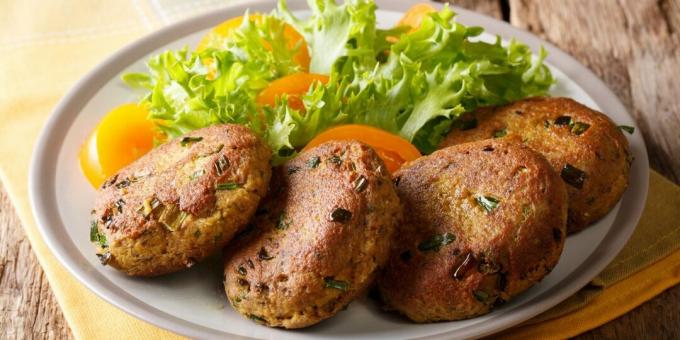 Canned fish cutlets with rice and potatoes