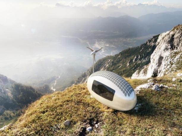 Ecocapsule - low-energy house, packed in a compact form.