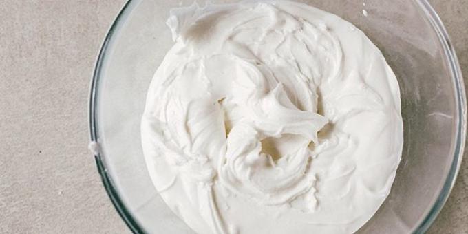 Akvafaba in cooking: the icing for cupcakes