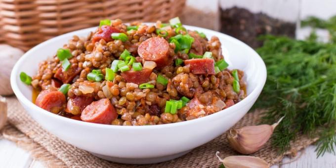 Stew with lentils, sausage and bacon