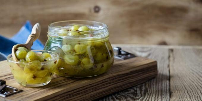 Gooseberry jam with cherry leaves