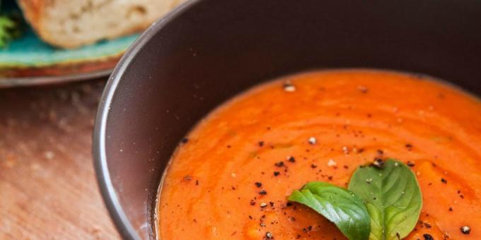 The best recipes with basil: Tomato soup with basil