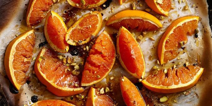Simple delicious desserts: baked oranges