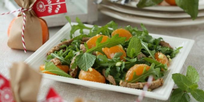 Salad with beef and tangerines