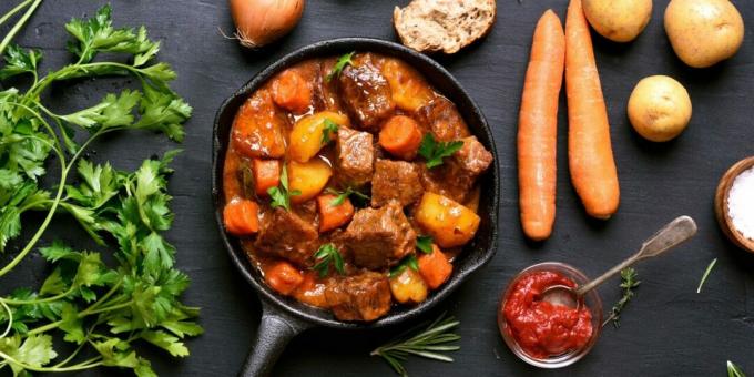 Lamb stew with potatoes and carrots