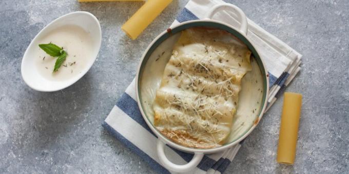 Cannelloni with mushrooms and bechamel sauce