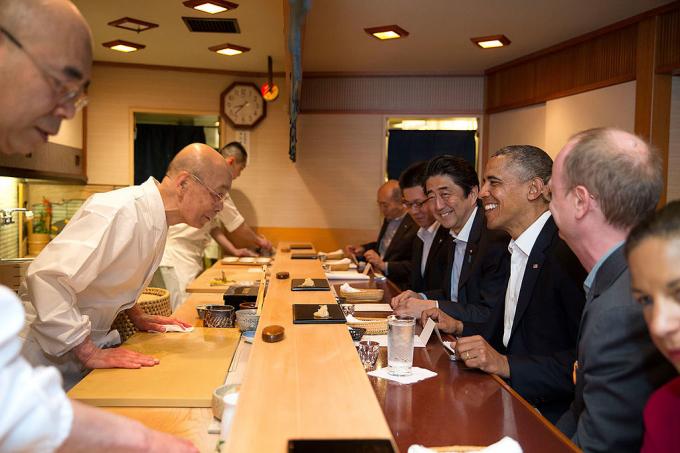 Jiro Ono and Barack Obama. By The White House from Washington, DC - P042314PS-0082, Public Domain, https://commons.wikimedia.org/w/index.php? curid = 34426375