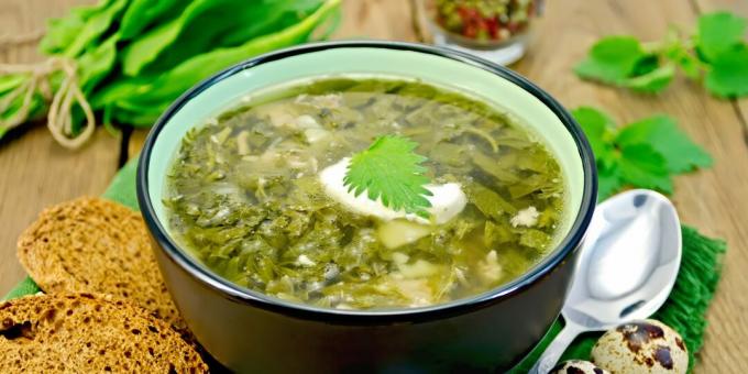 Vitamin soup with cabbage and nettle