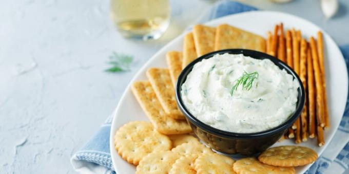 Cheese sauce dip with herbs