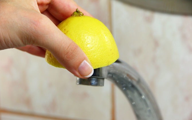 How to remove plaque on tap