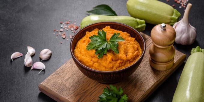 Zucchini caviar in a slow cooker for the winter