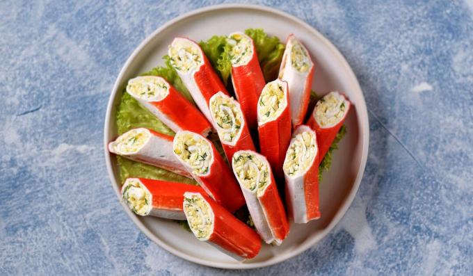 Crab sticks stuffed with cheese and garlic