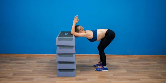 Exercise-fillers: Stretching back standing