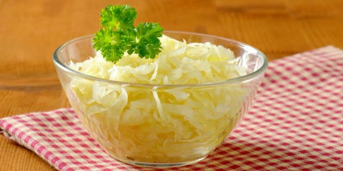 Simple pickled cabbage in winter