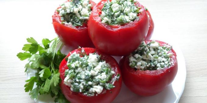 Tomatoes stuffed with cheese and herbs