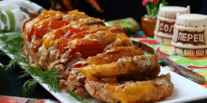 How to cook the meat in the oven: Pork-accordion with vegetables and cheese