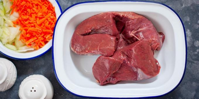 How to boil a beef heart: remove the fat before cooking