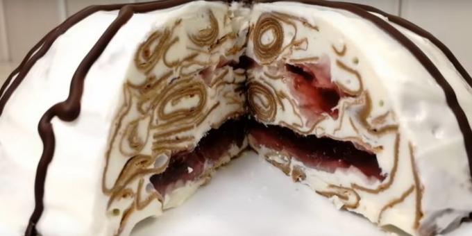 Recipes: Pancake cake with cranberry jelly, cream and condensed milk