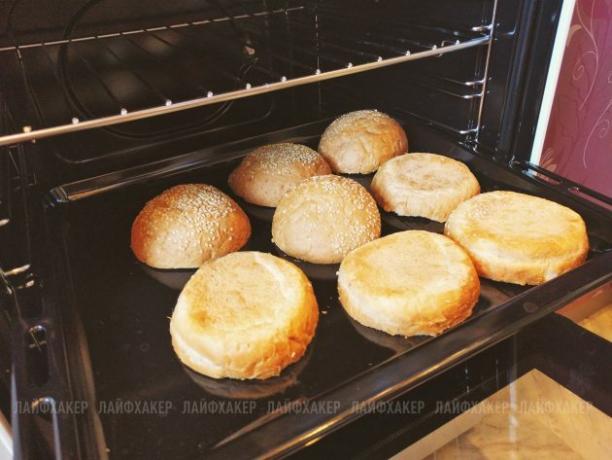 Sloppy Joe Burger: Place the buns, cut side down, on a baking sheet