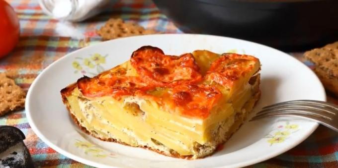 Potato gratin with tomatoes