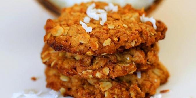 Coconut oat biscuits: recipes