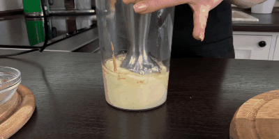 Homemade mayonnaise: Cooking with a blender