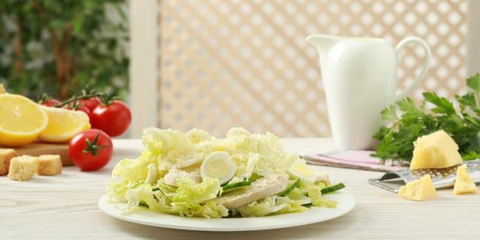 Salad with Chinese cabbage, chicken and quail eggs