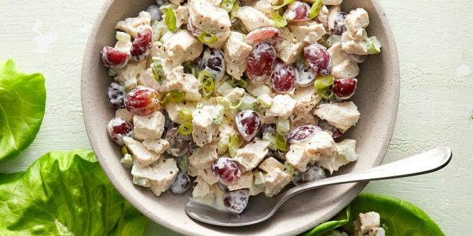 Salad with mushrooms, chicken and grapes