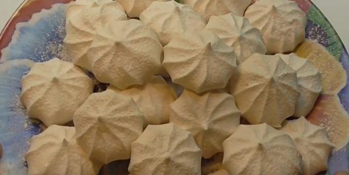 What can replace eggs. Meringue from akvafaby
