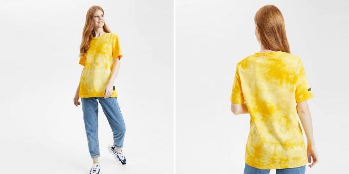 T-shirts with tie-dye prints