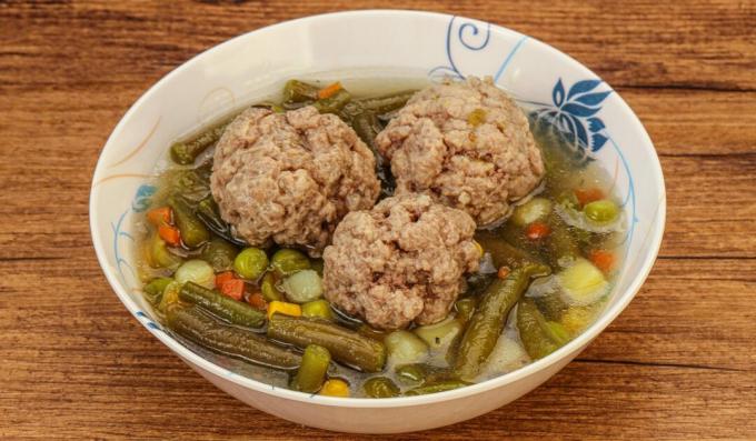Soup with beef meatballs, corn and green beans