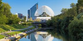 Yekaterinburg: attractions, souvenirs, accommodation, cafes and bars