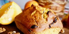 Pumpkin bread with nuts and spices