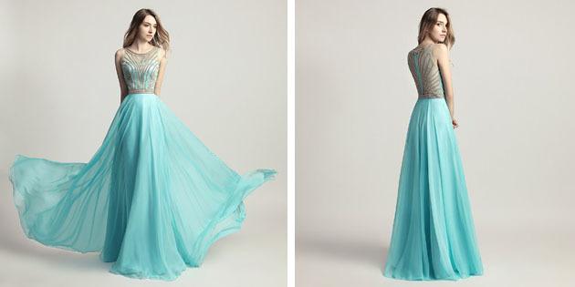 Chiffon flowing dress with a long skirt