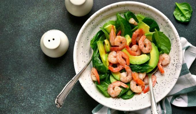 Avocado, spinach and pickled shrimp salad