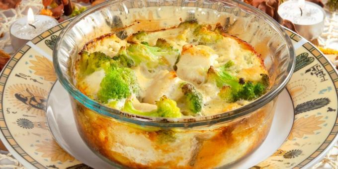 Diet chicken and broccoli casserole: a simple recipe