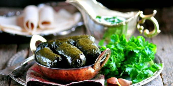 Dolma with minced meat, rice and garlic