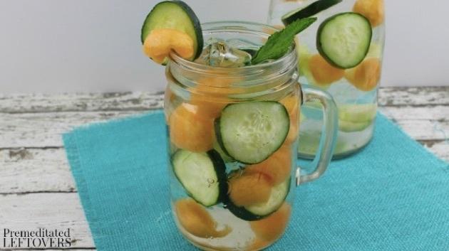 Flavored water: cucumber and melon