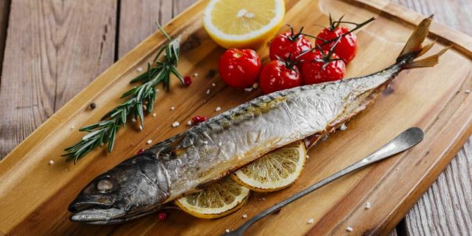 Mackerel baked in foil