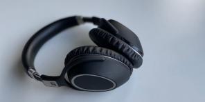 Overview of Sennheiser PXC 550 - headphones with active noise canceling and sound model
