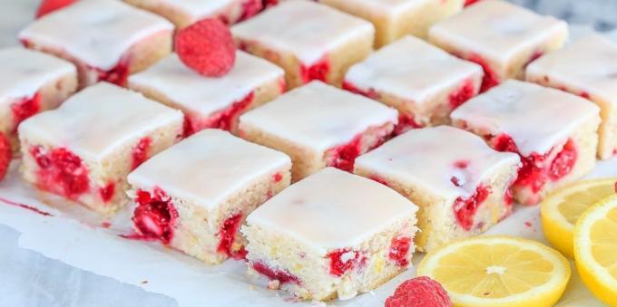 Recipe: Cake with raspberry and lemon icing