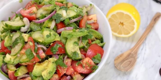 Recipes: Salad with avocado, tomato and cucumber