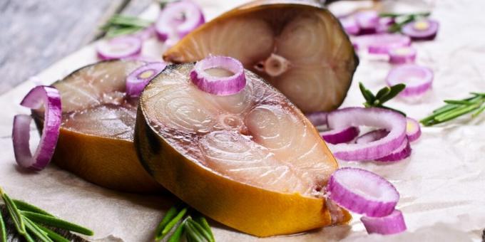 " Smoked" mackerel in onion skins