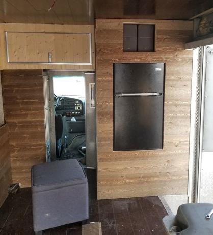  Mobile Home of the old machine: Niche