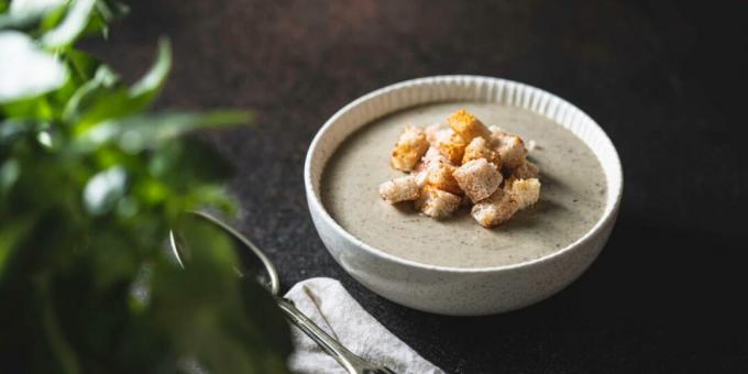 Creamy wild mushroom soup